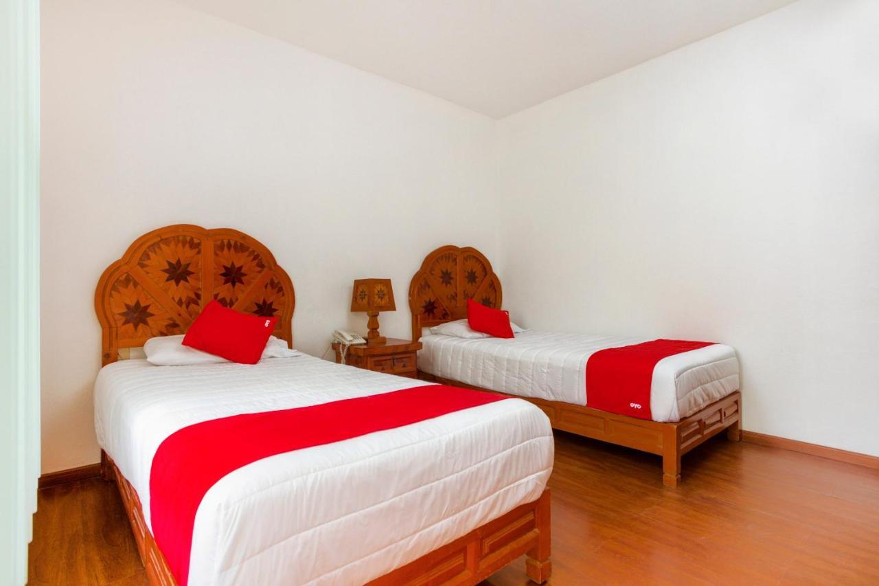 Oyo Hotel Montes, Atlixco Puebla Eksteriør bilde