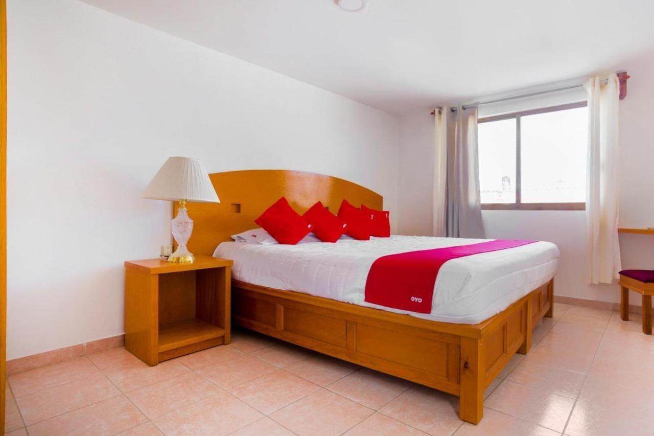 Oyo Hotel Montes, Atlixco Puebla Eksteriør bilde